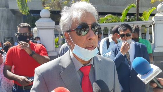 Manif « symbolique » devant l’Assemblée nationale : « Le pays ne peut être dirigé simplement par l’autocratie », dit Arvin Boolell 