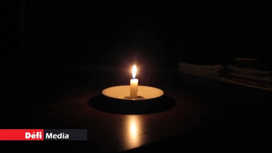 International Aids Candlelight Memorial : les Mauriciens invités à allumer une bougie ce soir pour rendre hommage aux ‘frontliners’