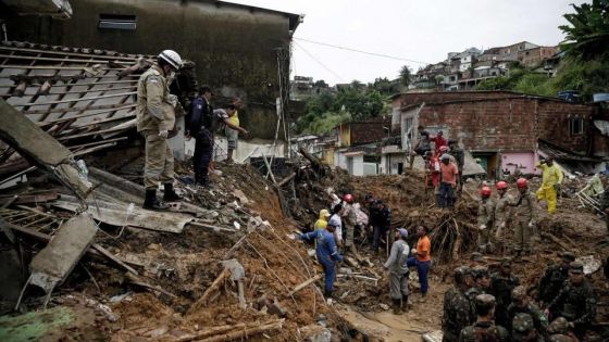 Pluies torrentielles au Brésil : au moins 79 morts et 56 disparus