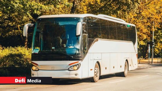 Contract bus de touristes : une unique allocation de Rs 10 000 offerte aux opérateurs