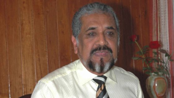 Cassam Uteem : «On peut avoir un Parlement sans majorité »