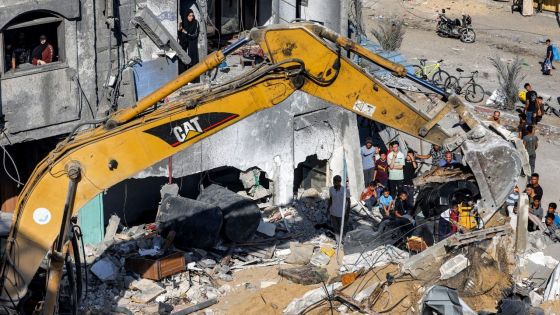 «Arrêtez ce massacre» : un médecin qui a travaillé à Gaza déclare que les États-Unis et l'Europe doivent intervenir