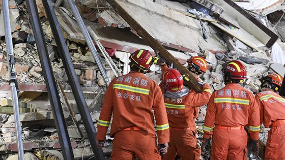 Effondrement d'immeuble en Chine: espoir infime de retrouver des survivants