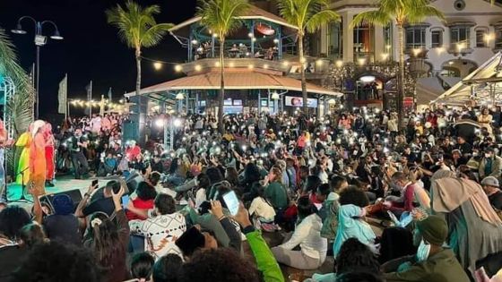 Buzz sur les réseaux sociaux : une photo d’un concert au Caudan Waterfront en plein air fait polémique