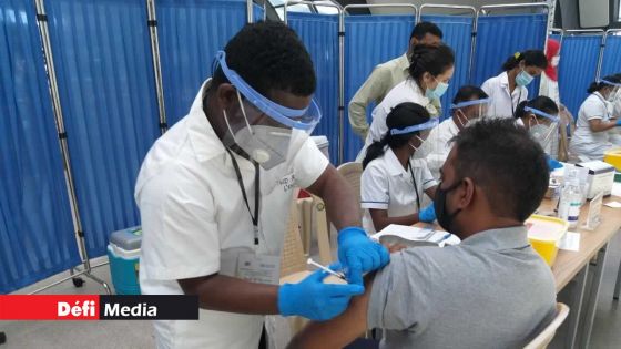 «À aucun moment, le GM n'a pris la décision de rendre les vaccins obligatoires», dit Jagutpal