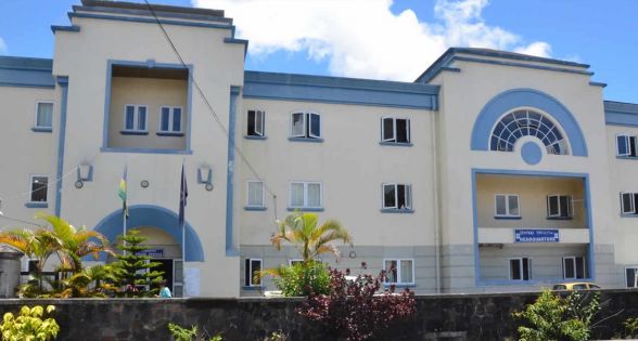 Bébé abandonné à Curepipe : la mère, une étudiante de 20 ans, arrêtée