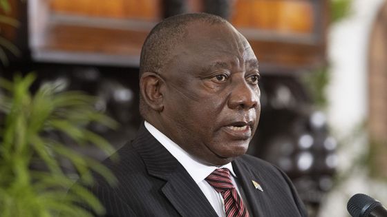 Le président sud-africain Cyril Ramaphosa positif au Covid-19