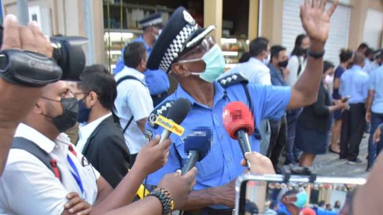 Explosion de bonbonne de gaz sur le toit du bâtiment E. Anquetil : « Less lanket dir nou ki ekzakteman finn arive », dit le DCP Mardaymootoo Rassen