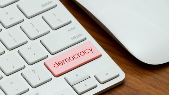 Rapport du V-Dem Institute- démocratie fragilisée : pas surprenant, selon des observateurs 