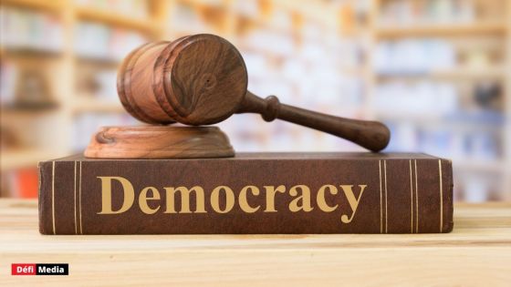 Rapport international : Maurice grimpe de 23 places au classement de la démocratie pour s’établir à la 52e place