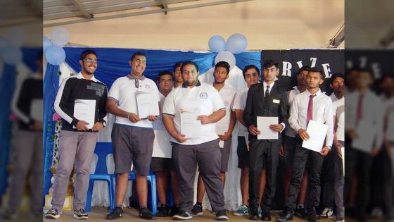 Ebène SSS participates in Duke of Edinburgh’s Award