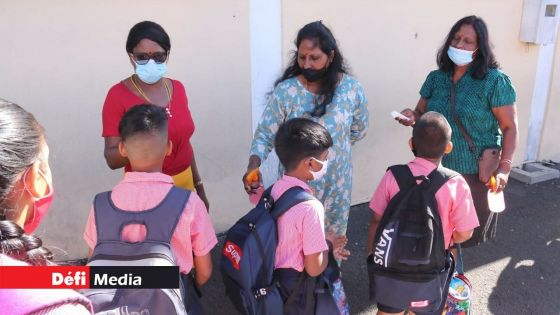 Nouveau protocole sanitaire dans les écoles : 14 jours d’isolement pour un élève non-vacciné contre 7 jours pour les vaccinés 