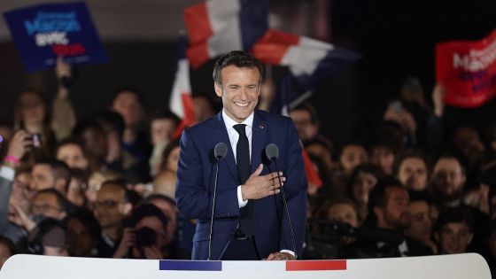 La réélection d'Emmanuel Macron saluée dans le monde