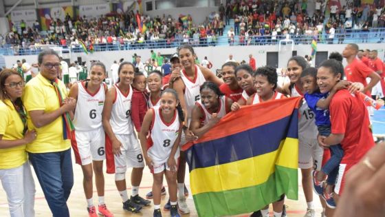 JIOI - Basketball : l’équipe féminine célèbre sa victoire contre les Comores 