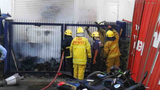 Port-Louis : incendie dans la cour du bâtiment Rogers 