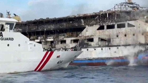 Indonésie : cinq morts dans l'incendie d'un ferry, près de 300 personnes secourues 
