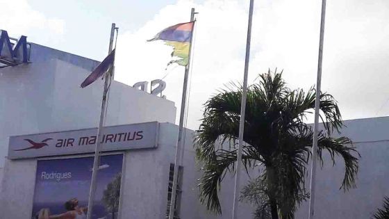 Rodrigues : le drapeau national en lambeaux 