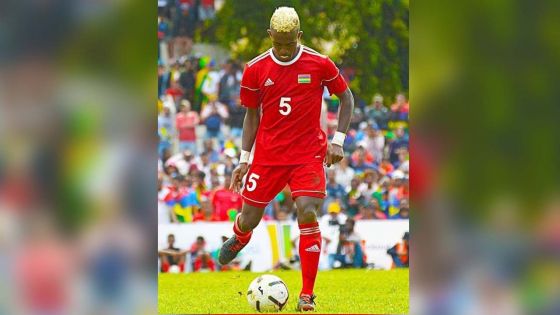 Le défenseur du Club M, Rasolofonirina annonce sa retraite internationale : «Mo anvi konsakre mo letan a mo fami» 
