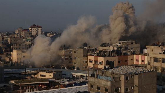 Raids aériens israéliens : le gouvernement du Hamas annonce six morts à Rafah