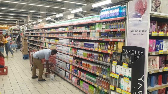 Supermarchés, hypermarchés, supérettes… : des centaines d’emplois disponibles dans les grandes surfaces