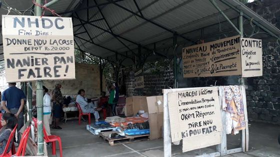 Au Jardin de la Compagnie : des sinistrés poursuivent leur grève de la faim