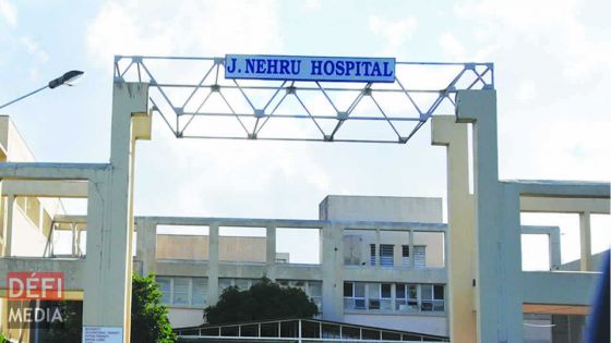 Longue attente et manque de communication : les services de l’hôpital Jawaharlal Nehru décriés