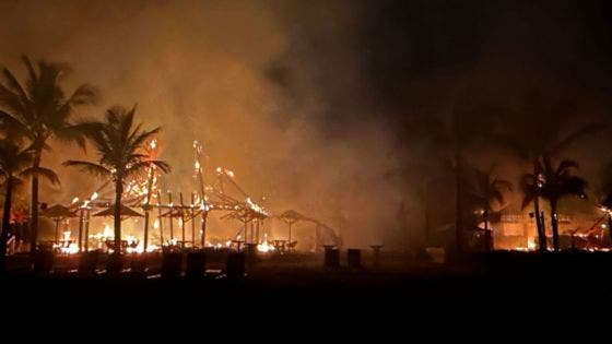 Incendie au restaurant de l’hôtel La Pirogue à Flic-en-Flac : le feu maîtrisé