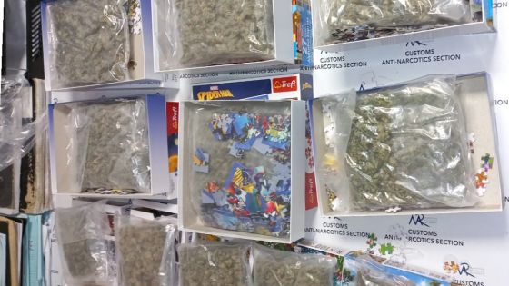 À l'aéroport : Rs 2,5 M de cannabis découverts dans des boîtes de jeu de puzzle