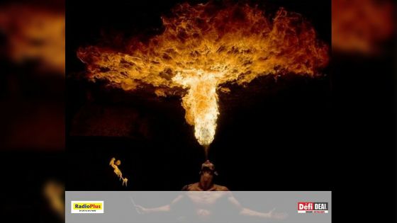 Noël avec Radio Plus et Zilwa Attitude : jeux, cadeaux, animations musicales, soirées festives et cracheur de feu…