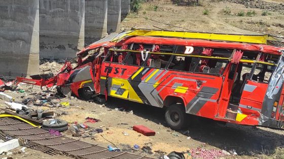 Inde: un bus plonge d'un pont, au moins 21 morts