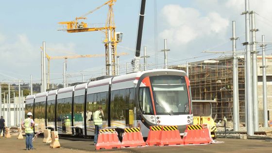 Metro Express : Quatre-Bornes connectée au réseau fin 2020 au lieu de septembre 2021