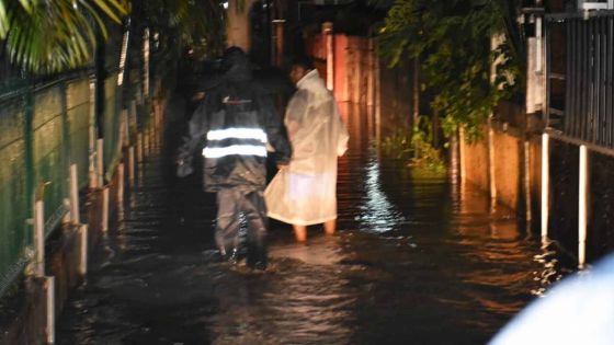 Météo : l'avis de pluies torrentielles maintenu 