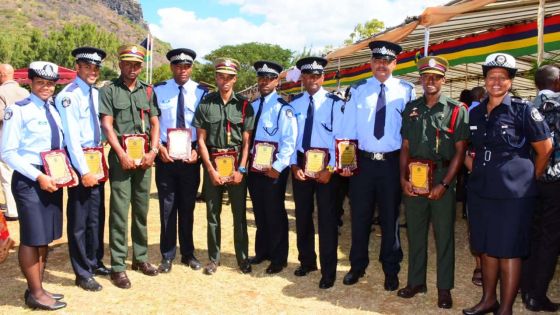 JIOI : les Casernes centrales récompensent les policiers ayant brillé aux Jeux des îles