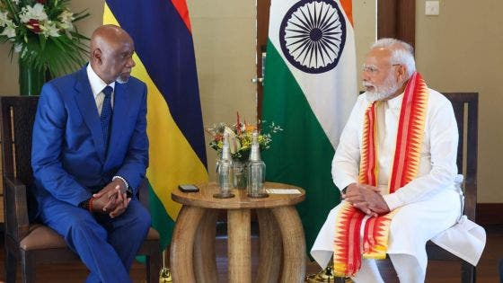 Rencontre entre Modi et Joe Lesjongard