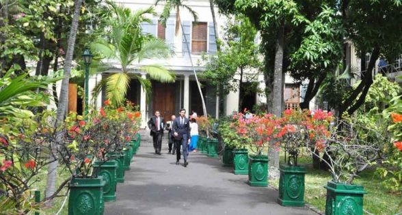 Projet de réhabilitation de plage : la Cour suprême émis un ordre d’injonction contre l’hôtel Le Saint Géran