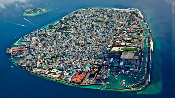 La région face à la Covid-19 : aux Maldives, un couvre-feu de 16 heures pour enrayer la pandémie