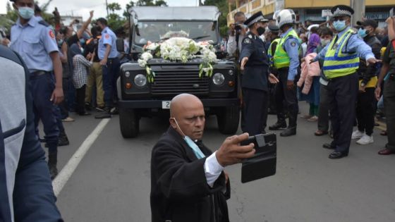 Dernier hommage du leader du Party Malin, Danrajsingh Aubeeluck, à SAJ