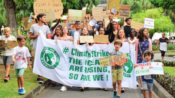 Protection de l’Environnement : rassemblement autour de «Fridays for Future» au Jardin de la compagnie