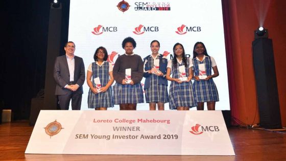 SEM Young Investor Award : 5 élèves du collège Lorette de Mahébourg remportent Rs 200 000