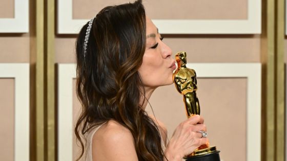 Michelle Yeoh (Everything Everywhere All At Once) remporte l'Oscar de la meilleure actrice