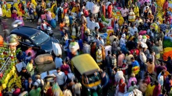 L'Inde devrait devenir le pays le plus peuplé du monde d'ici mi-2023 