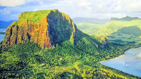 Refus de permis EIA : l’Environnement rejette un vaste projet immobilier aux abords du Morne