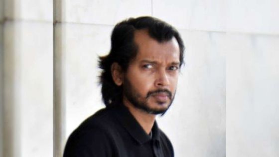 Affaire BBCL : Irfaan Hausmuddy objecte à la production de six certificats