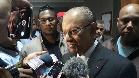 Affaires des coffres-forts – Navin Ramgoolam : «Bann avoka ti pe panse ki se inpe tar pou biro DPP vinn azout bann nouvo charge»
