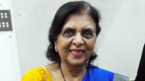 Lady Sarojni Jugnauth : «J’ai l’éducation en commun avec le Prof Bissoondoyal»