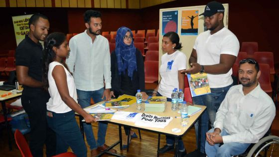 Journée mondiale des ONG : DIS-MOI en force à l’Université