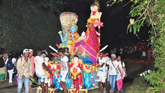 Maha Shivaratree : embouteillage monstre menant au Ganga Talao