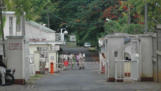 À la Prison centrale : l’officier Appadoo arrêté avec 33 g de drogue synthétique dans ses chaussettes