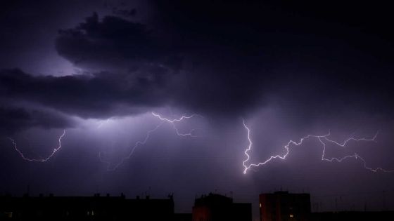 Météo : la tempête électrique due à une atmosphère instable, chaude et humide