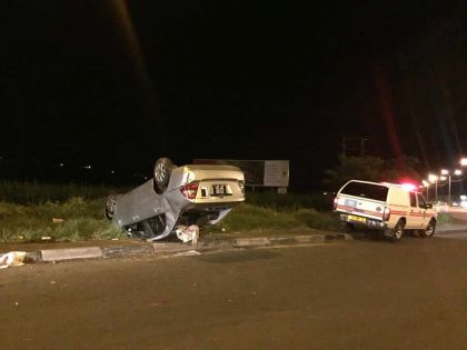 Belle-Vue : une voiture finit les quatre roues en l’air